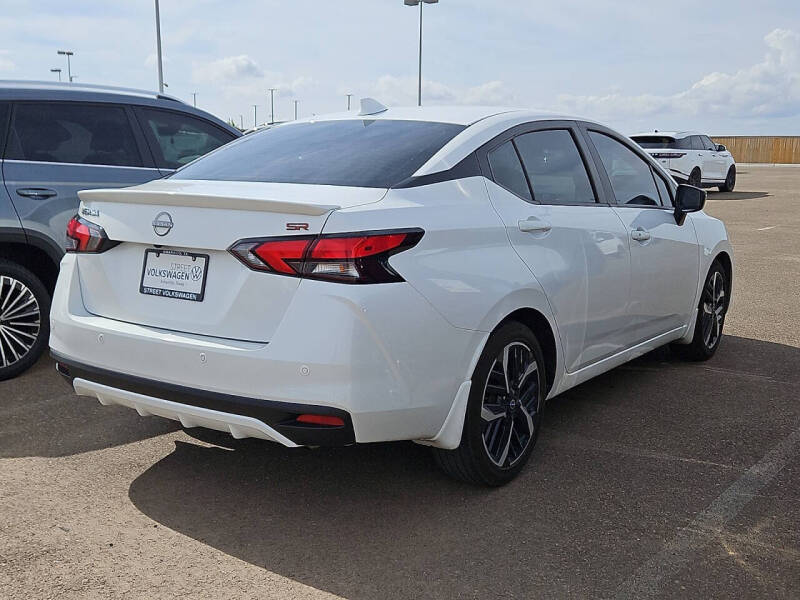 2024 Nissan Versa SR