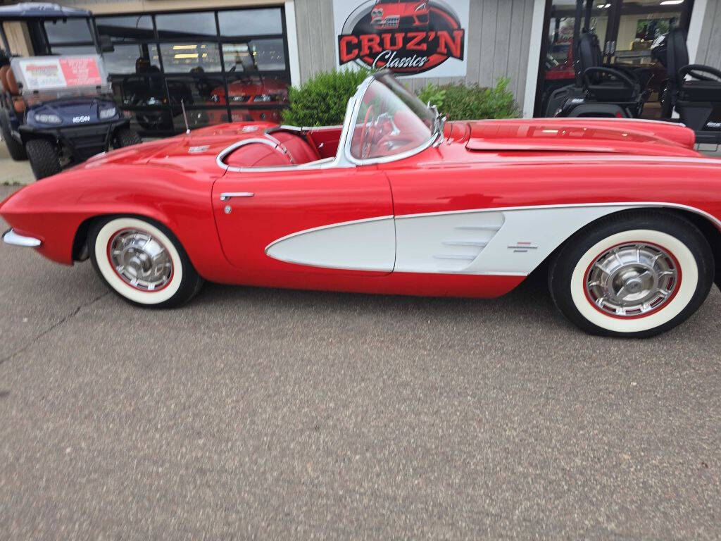 1961 Chevrolet Corvette 66