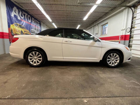 2011 Chrysler 200 Touring