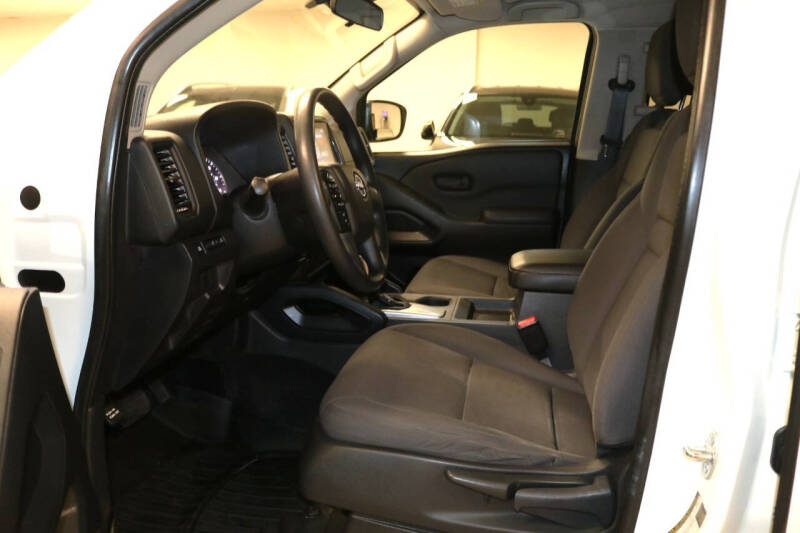 2022 Nissan Frontier S