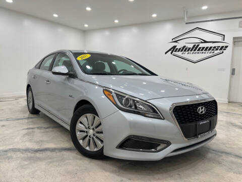2017 Hyundai Sonata Hybrid for sale at Auto House of Bloomington in Bloomington IL
