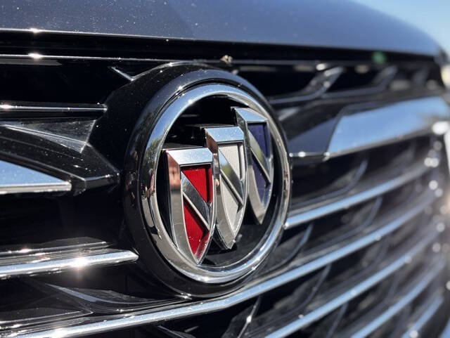 2024 Buick Enclave Essence