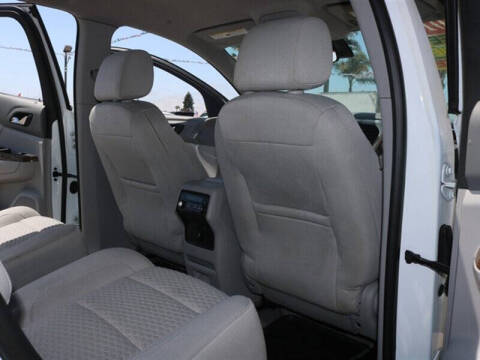 2017 GMC Acadia SLE-2