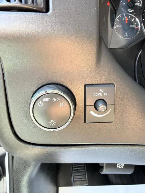 2021 Chevrolet Express 2500