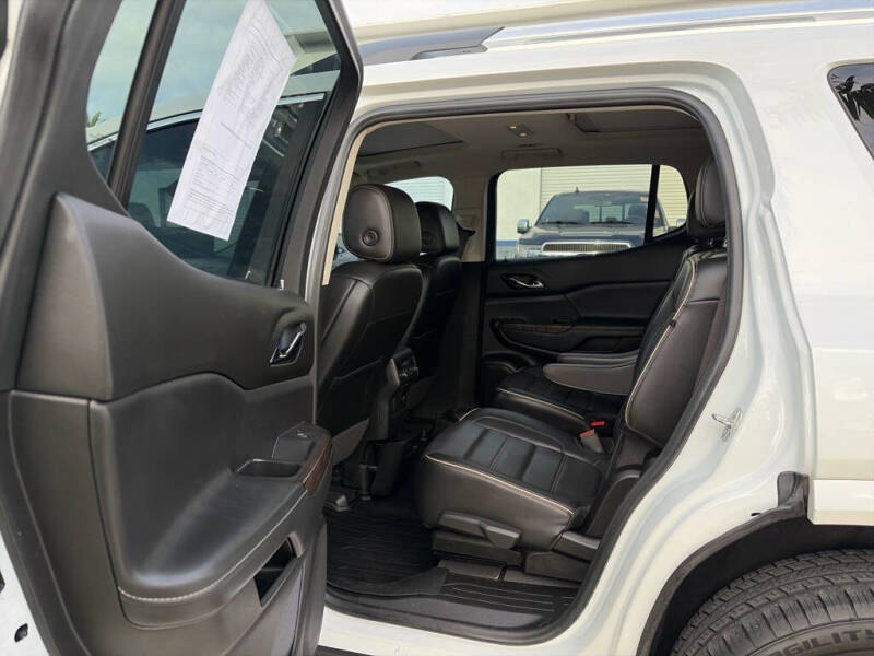 2021 GMC Acadia Denali