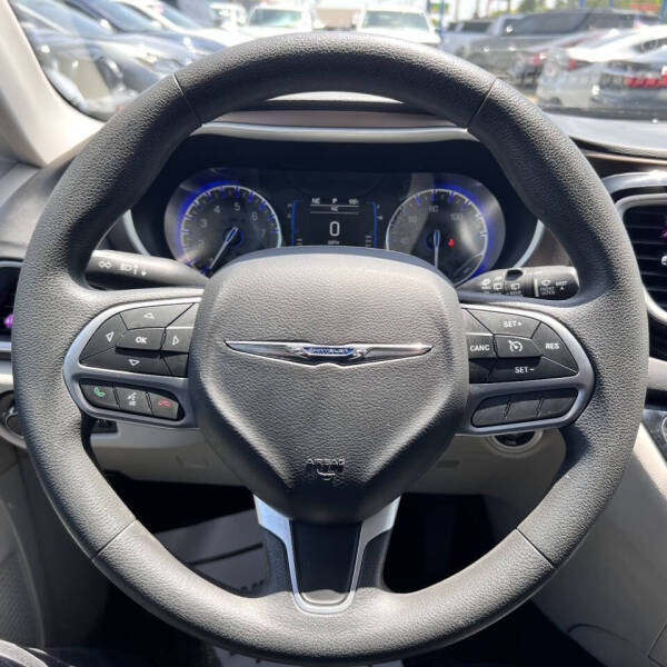 2017 Chrysler Pacifica Touring