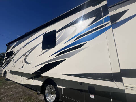 2020 Holiday Rambler Invicta