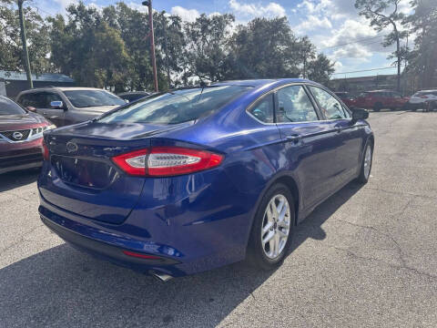 2013 Ford Fusion SE