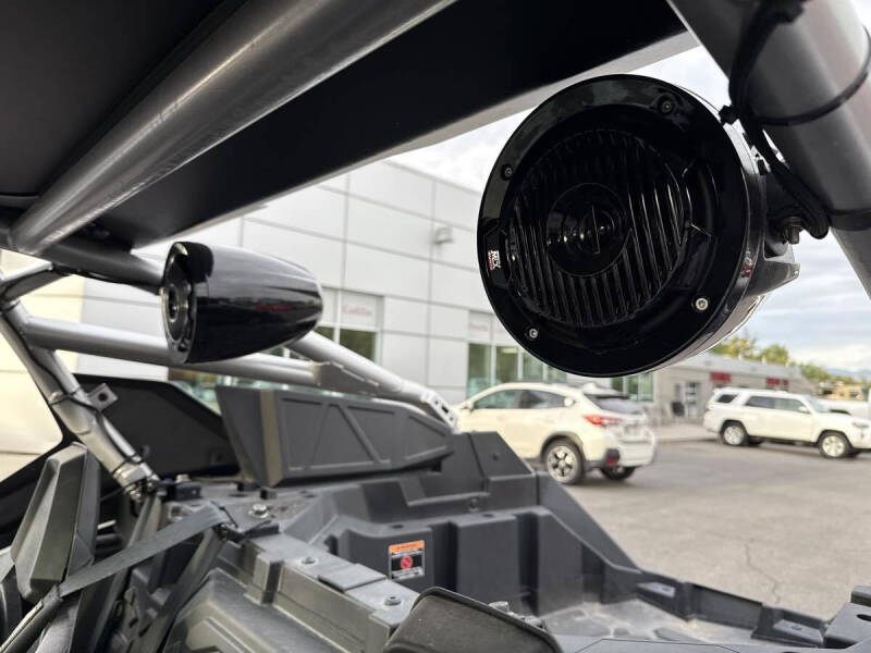 2024 Polaris RZR Pro R