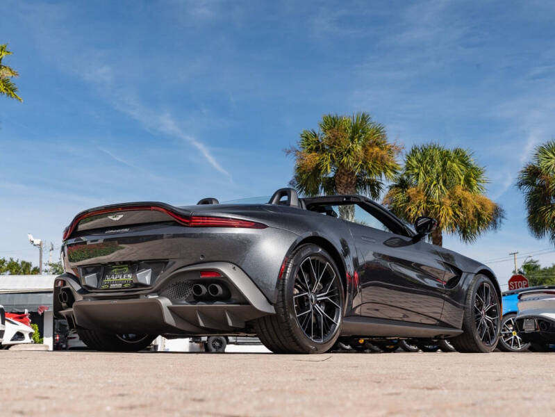 2021 Aston Martin Vantage