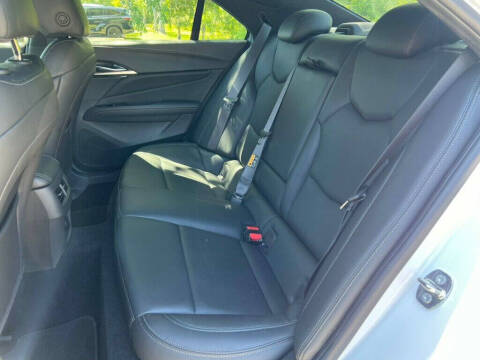 2024 Cadillac CT4 Luxury