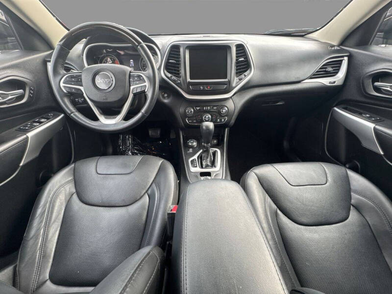 2018 Jeep Cherokee Overland