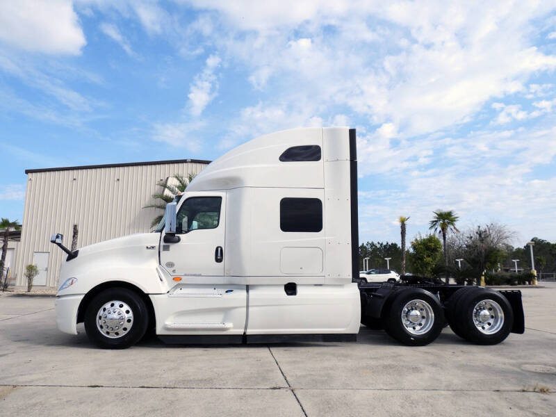 2019 International LT625