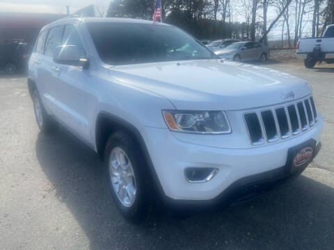2014 Jeep Grand Cherokee for sale at The Car Guys in Hyannis MA