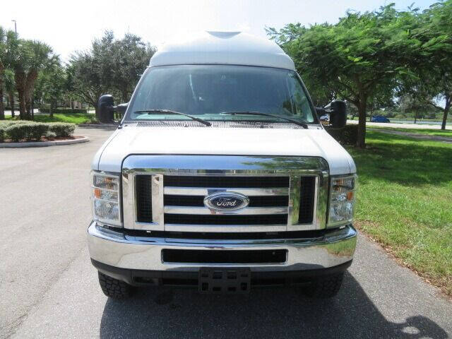 2010 Ford E-Series E-350 SD
