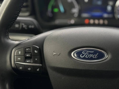 2023 Ford Maverick Lariat