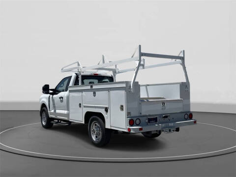 2025 Ford F-350 Super Duty XL