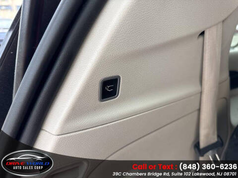 2017 Chrysler Pacifica Touring-L Plus