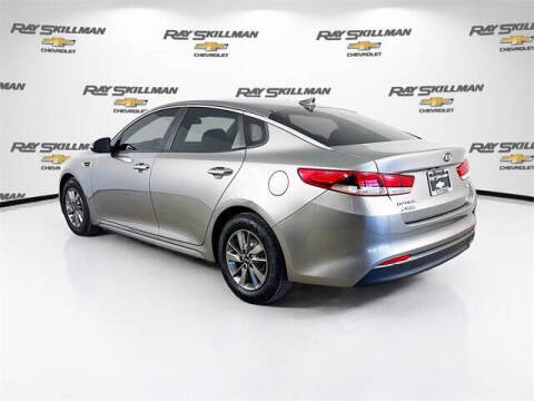 2017 Kia Optima LX Turbo