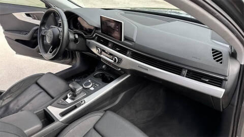 2017 Audi A4 2.0T quattro Prestige