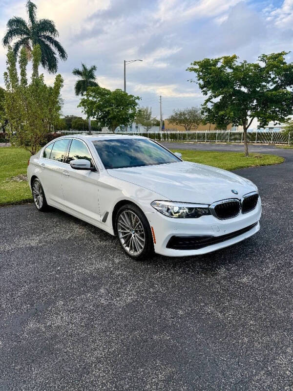 2019 BMW 5 Series 530i