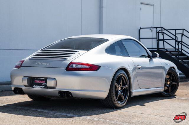 2005 Porsche 911 Carrera