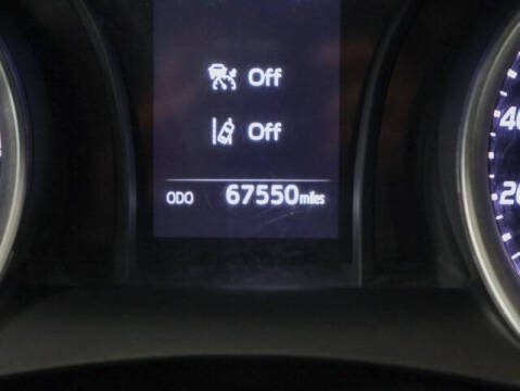 2022 Toyota Camry Hybrid LE