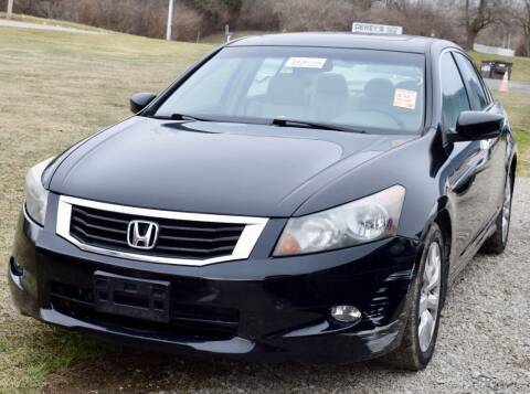2009 Honda Accord for sale at PINNACLE ROAD AUTOMOTIVE LLC in Moraine OH