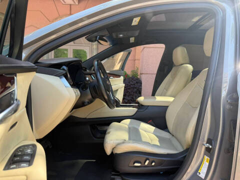 2017 Cadillac XT5 Luxury