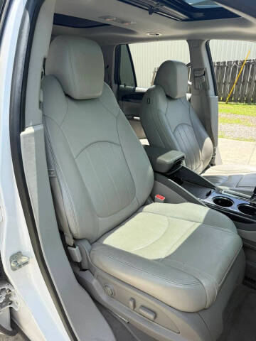 2017 Buick Enclave Leather