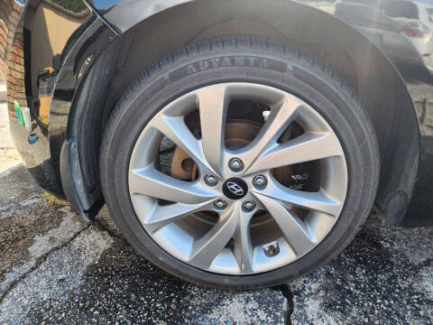 2016 Hyundai Veloster