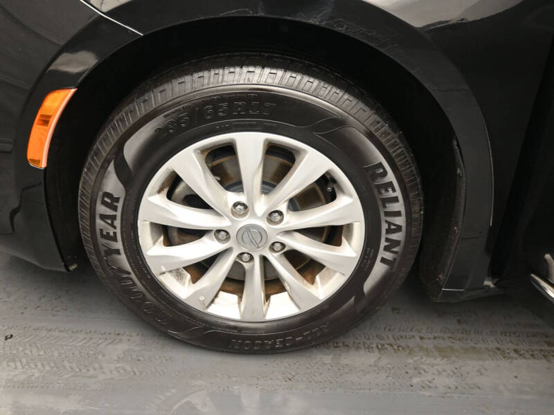2018 Chrysler Pacifica Touring L Plus