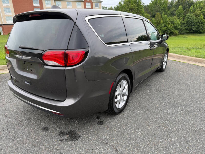 2017 Chrysler Pacifica Touring Plus