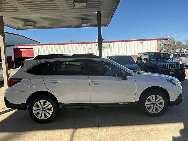 2019 Subaru Outback 2.5i