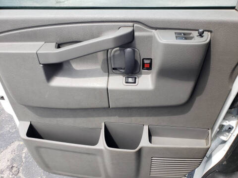 2022 Chevrolet Express 3500