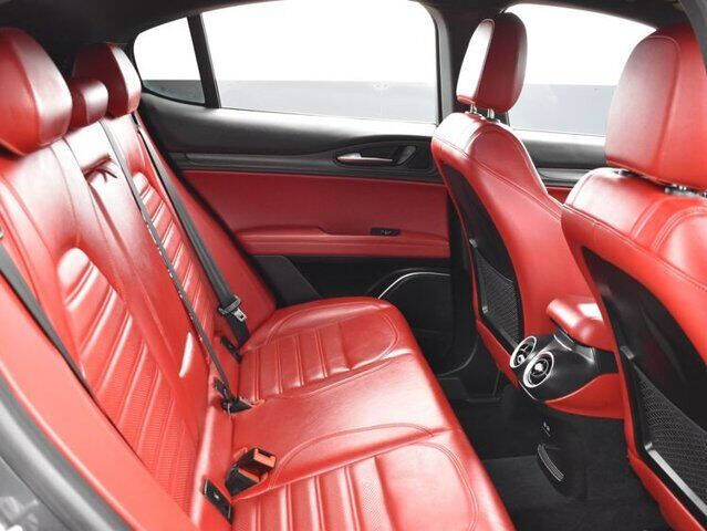 2018 Alfa Romeo Stelvio Ti Sport