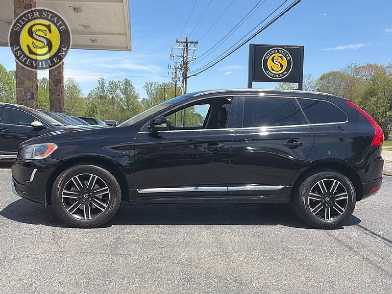 2017 Volvo XC60 T5 Dynamic