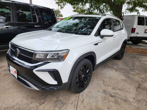 2022 Volkswagen Taos SE 4Motion