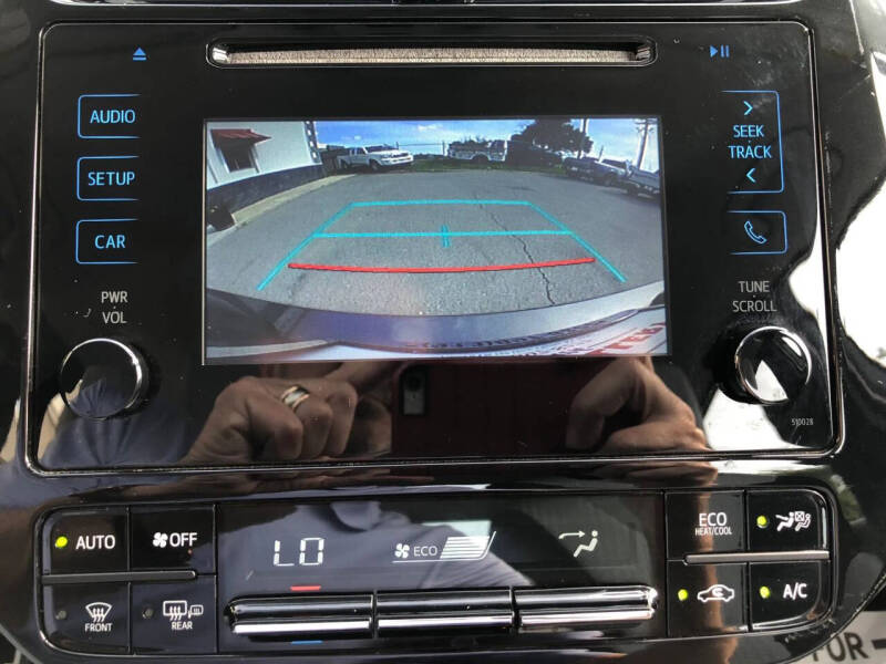 2016 Toyota Prius Two