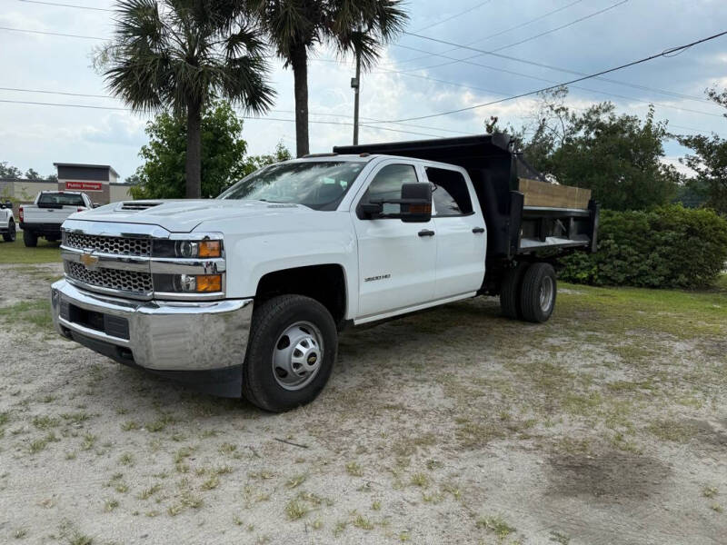 2019 Chevrolet Silverado 3500 Chassis Cab Work Truck's photo
