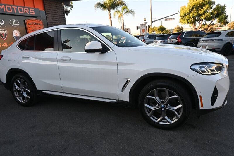 2023 BMW X4 xDrive30i