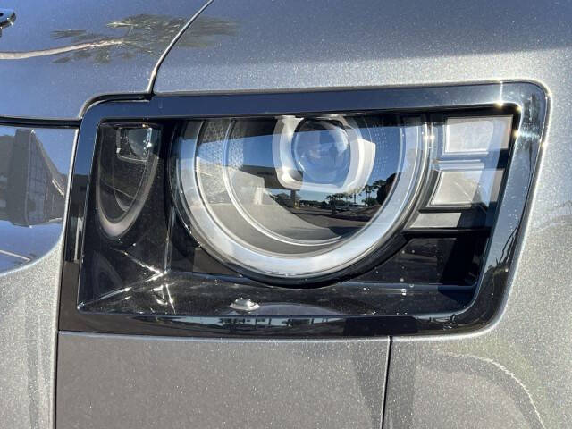 2026 Land Rover Defender 130 P300 S