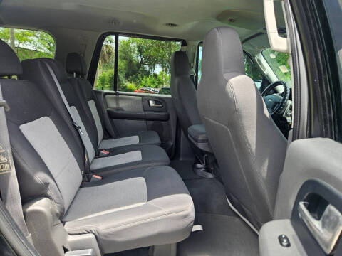 2003 Ford Expedition XLT