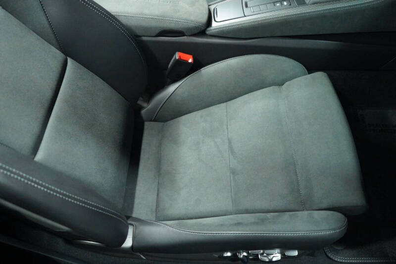 2023 Porsche 718 Cayman GT4 RS