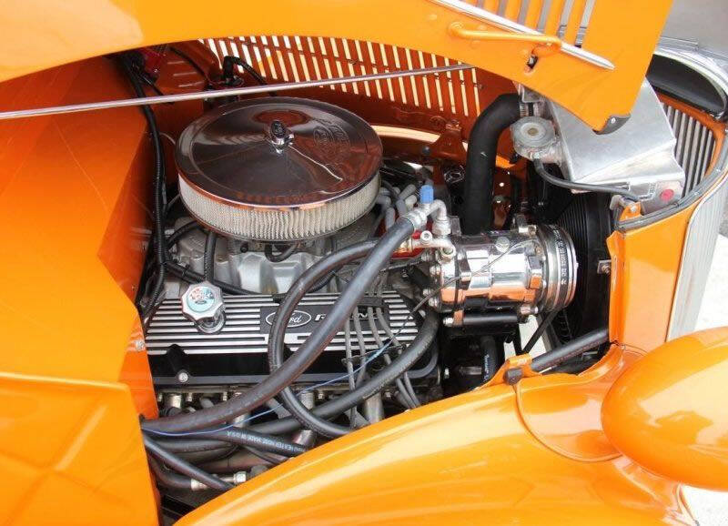 1936 Ford Model 68