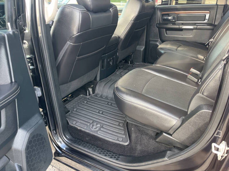 2017 RAM 1500 Laramie