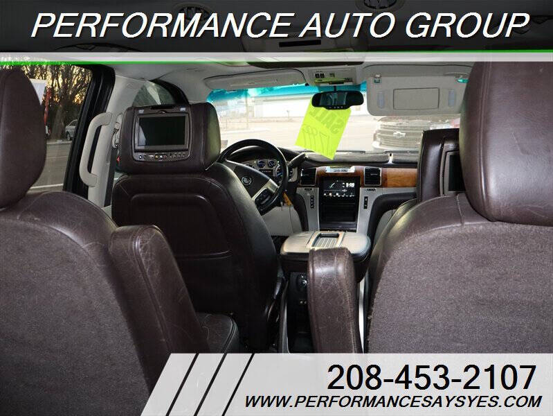 2013 Cadillac Escalade Platinum Edition