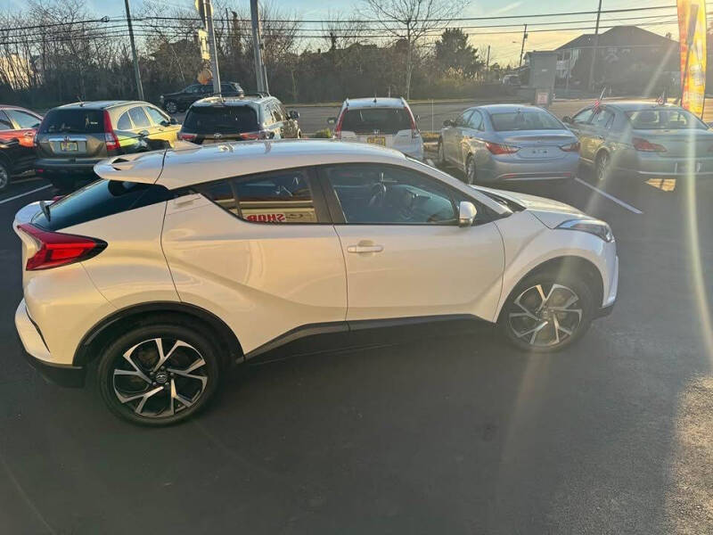 2018 Toyota C-HR XLE Premium