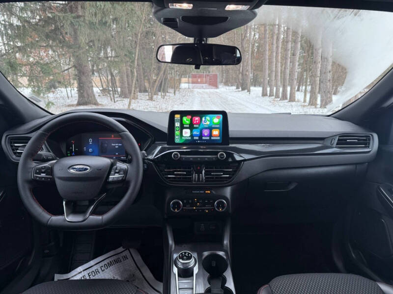 2025 Ford Escape ST-Line Select