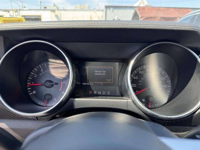 2020 Ford Mustang EcoBoost